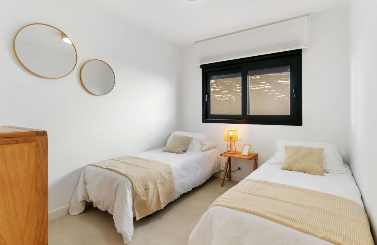 Resale - Villa -
Torrevieja - Torrevieja Centro