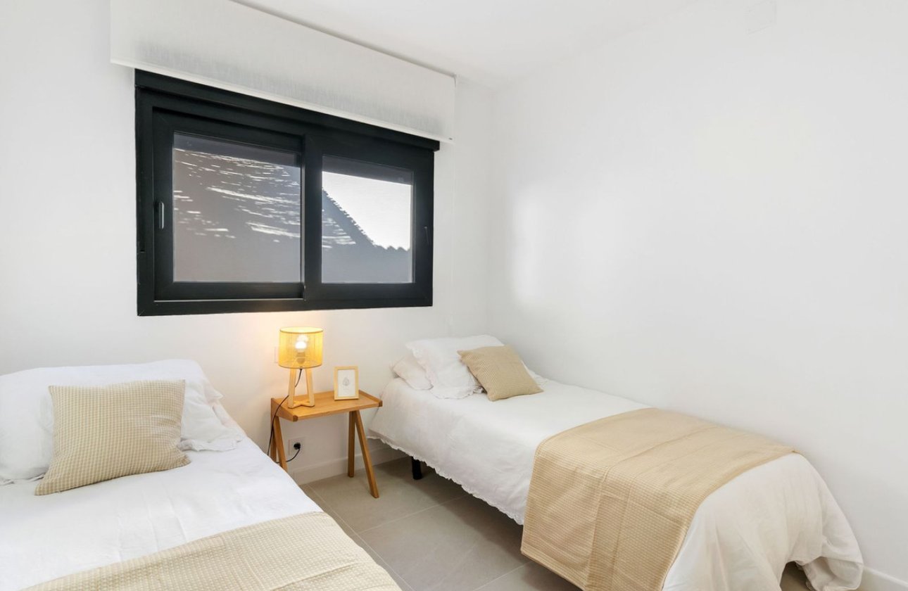 Resale - Villa -
Torrevieja - Torrevieja Centro