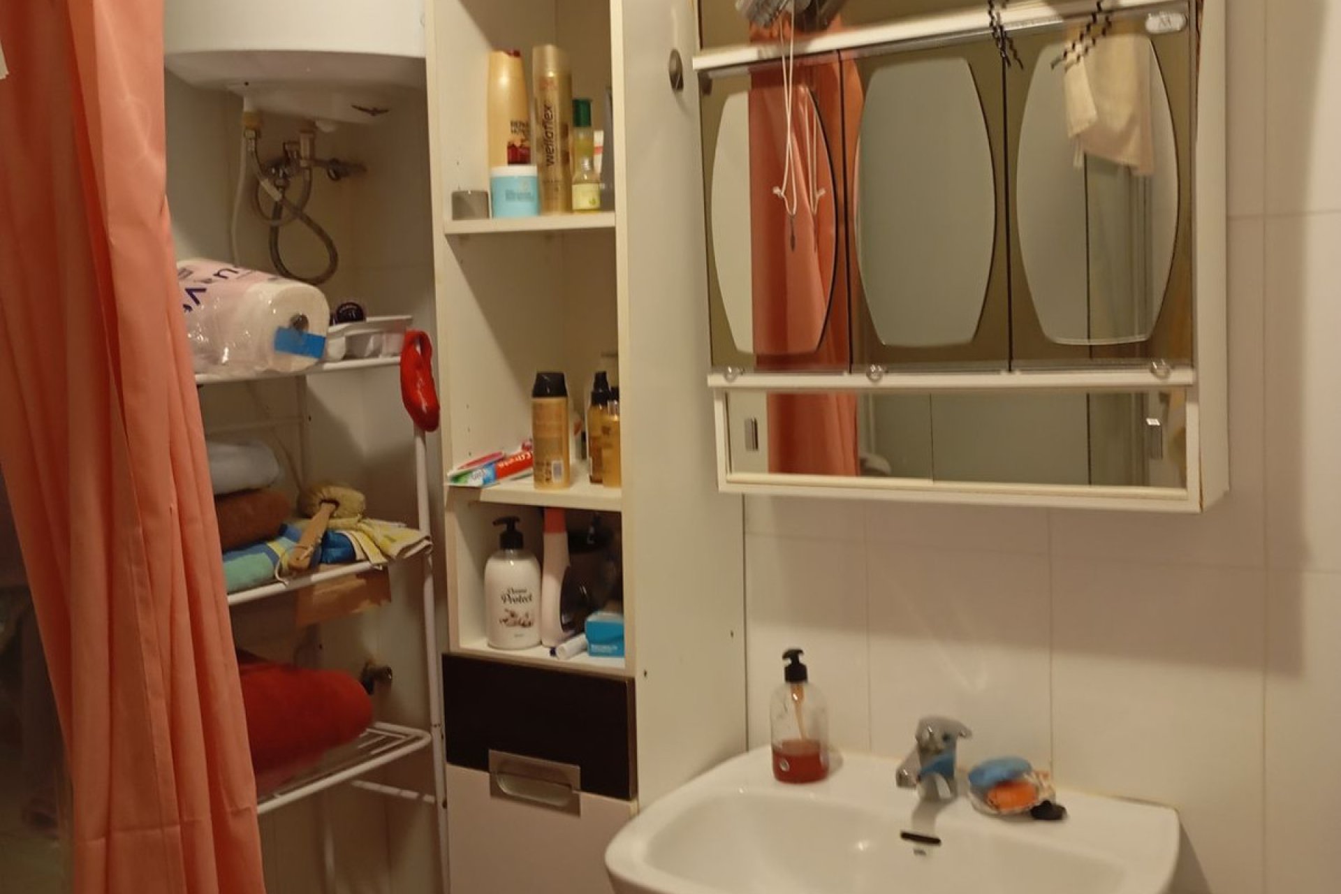 Resale - Villa -
Torrevieja - Torrevieja Centro