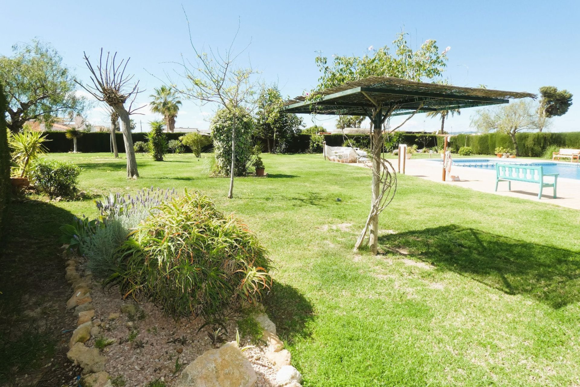 Resale - Villa -
Torrevieja - Torrevieja Centro