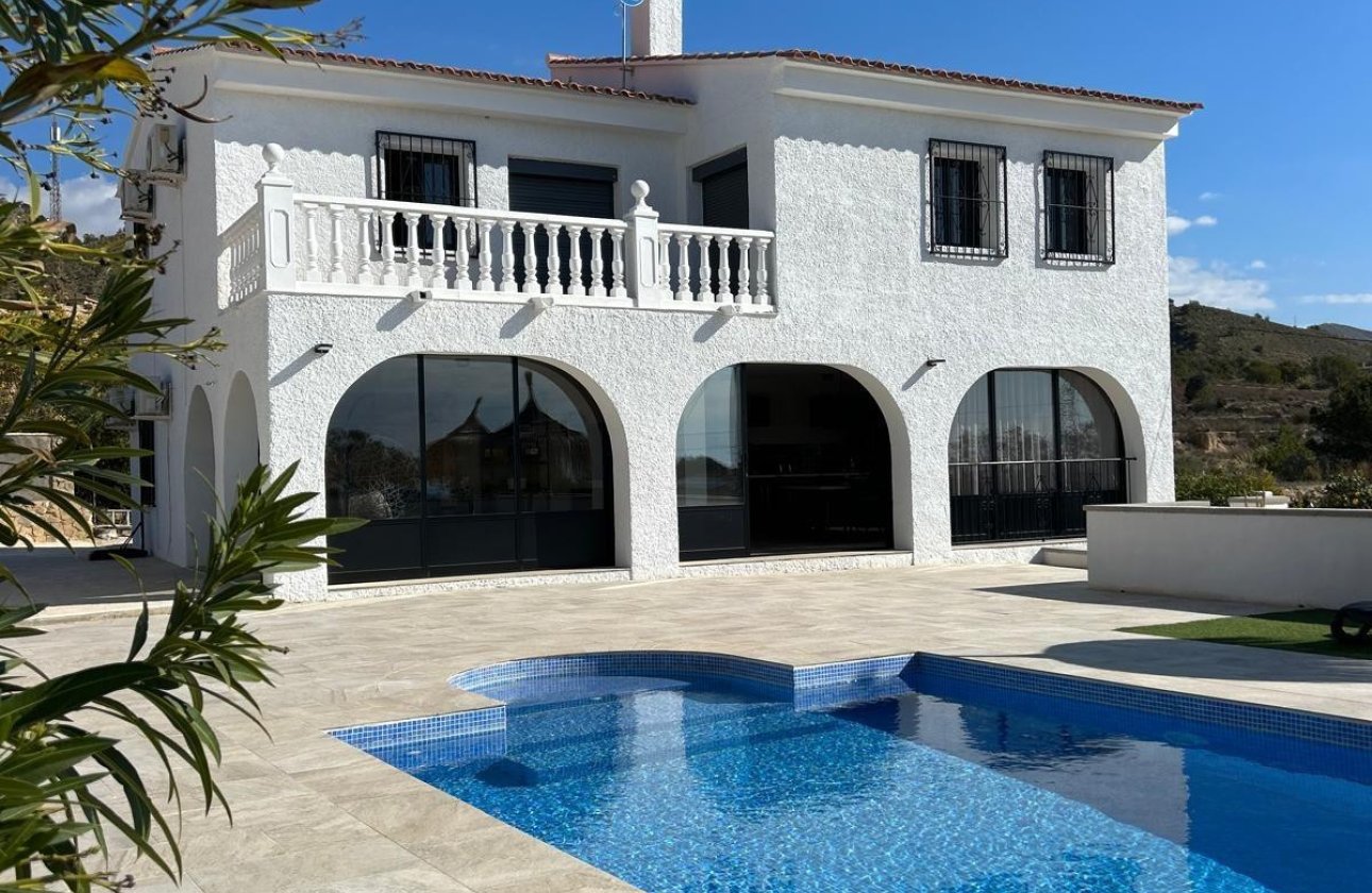 Resale - Villa -
Villajoyosa - Villajoyosa Centro