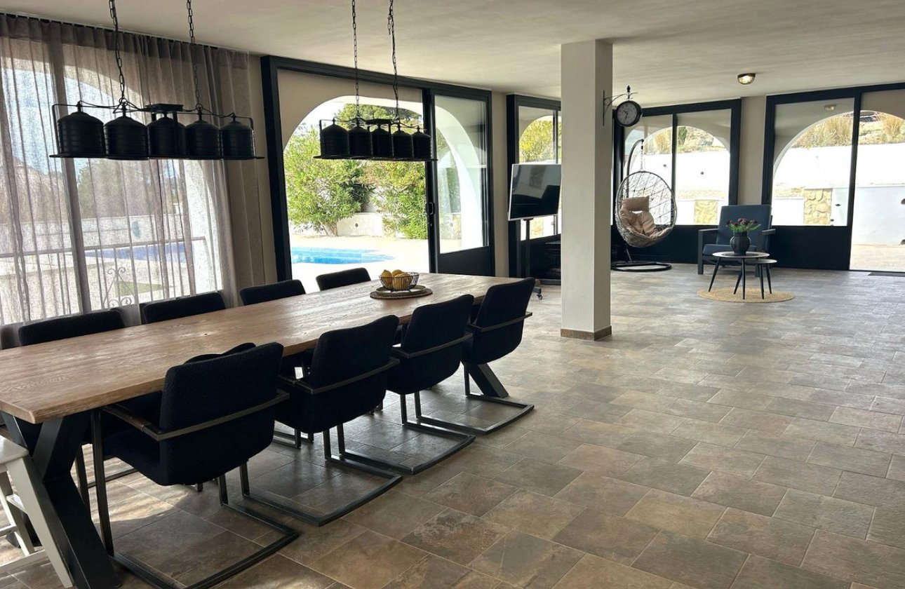 Resale - Villa -
Villajoyosa - Villajoyosa Centro