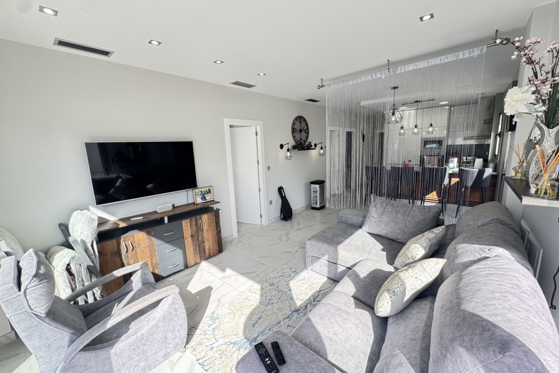 Resale - Villa -
Villamartin