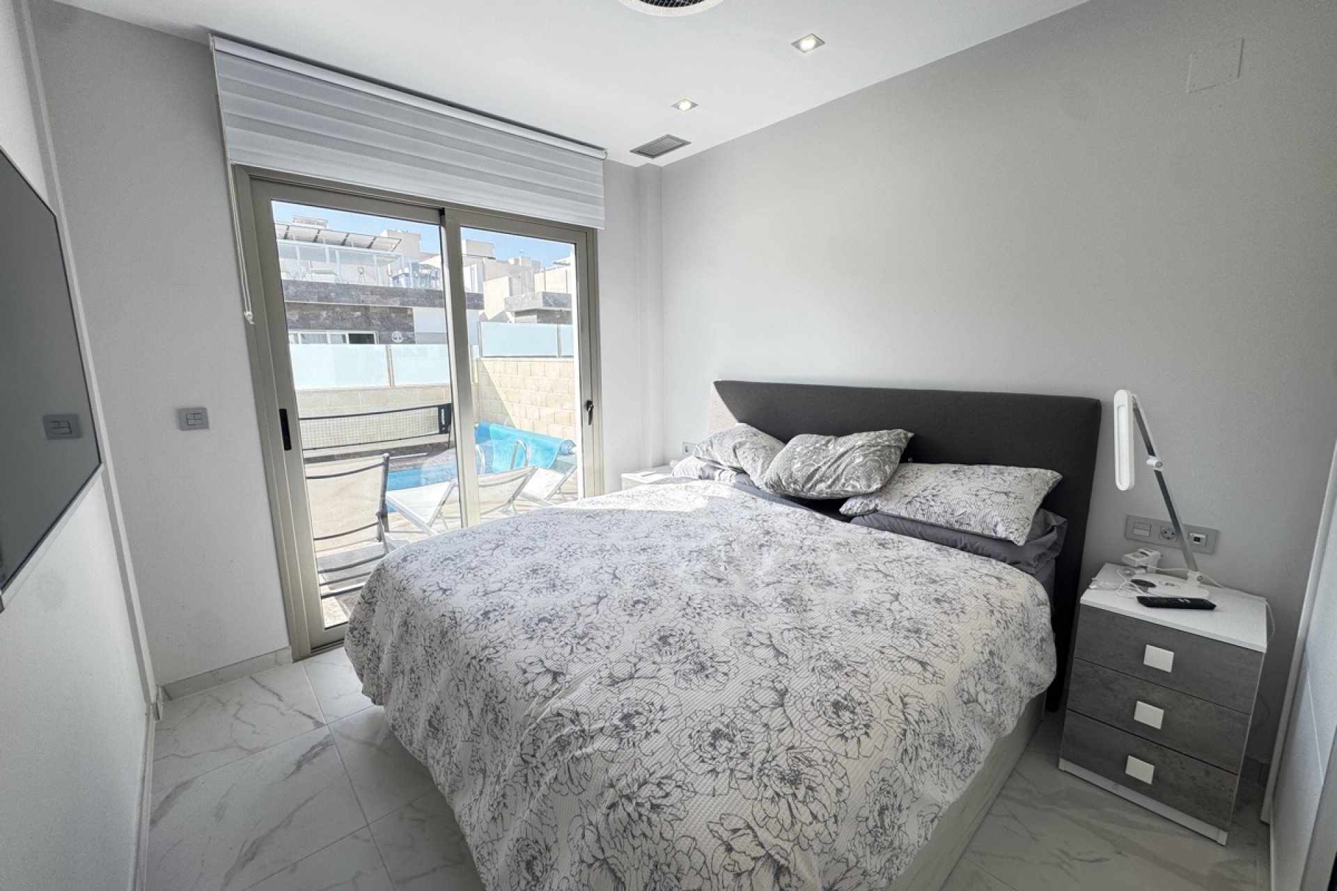 Resale - Villa -
Villamartin