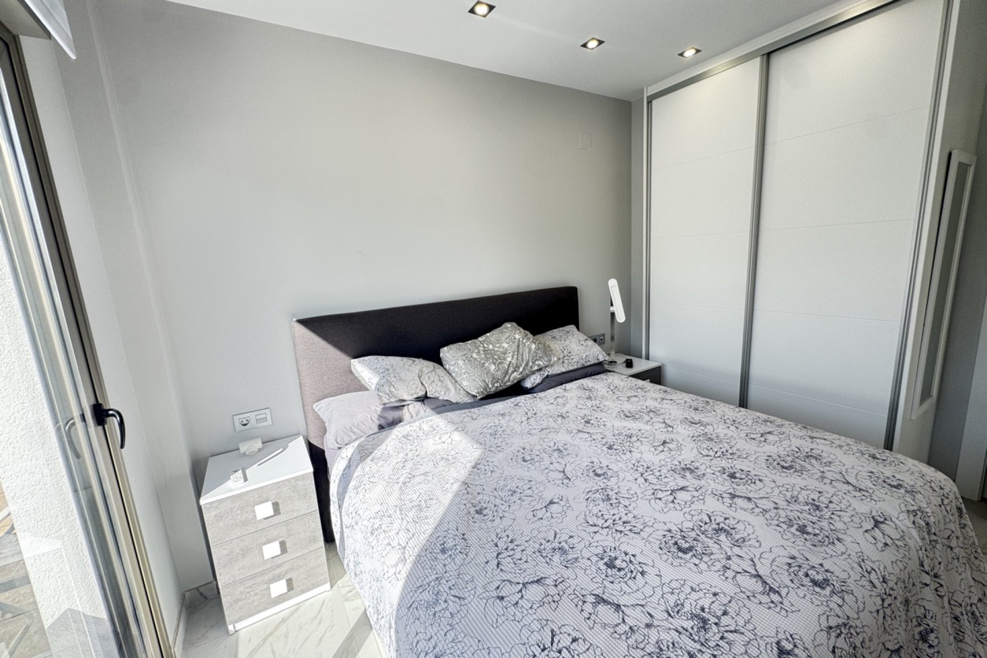 Resale - Villa -
Villamartin