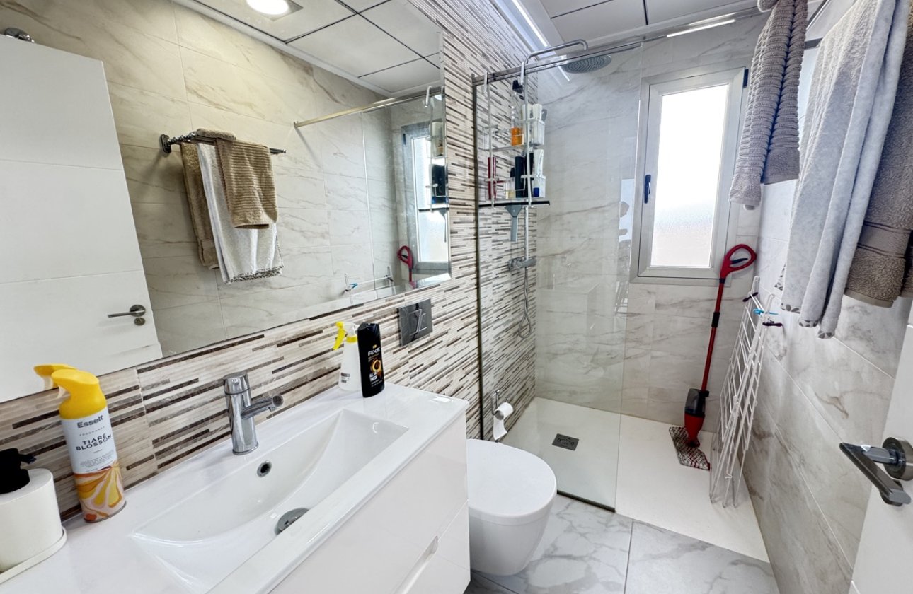 Resale - Villa -
Villamartin