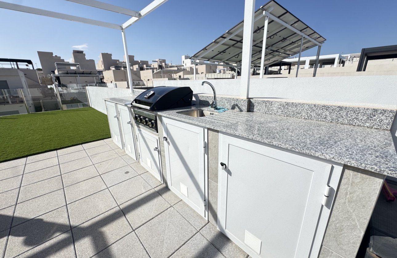 Resale - Villa -
Villamartin