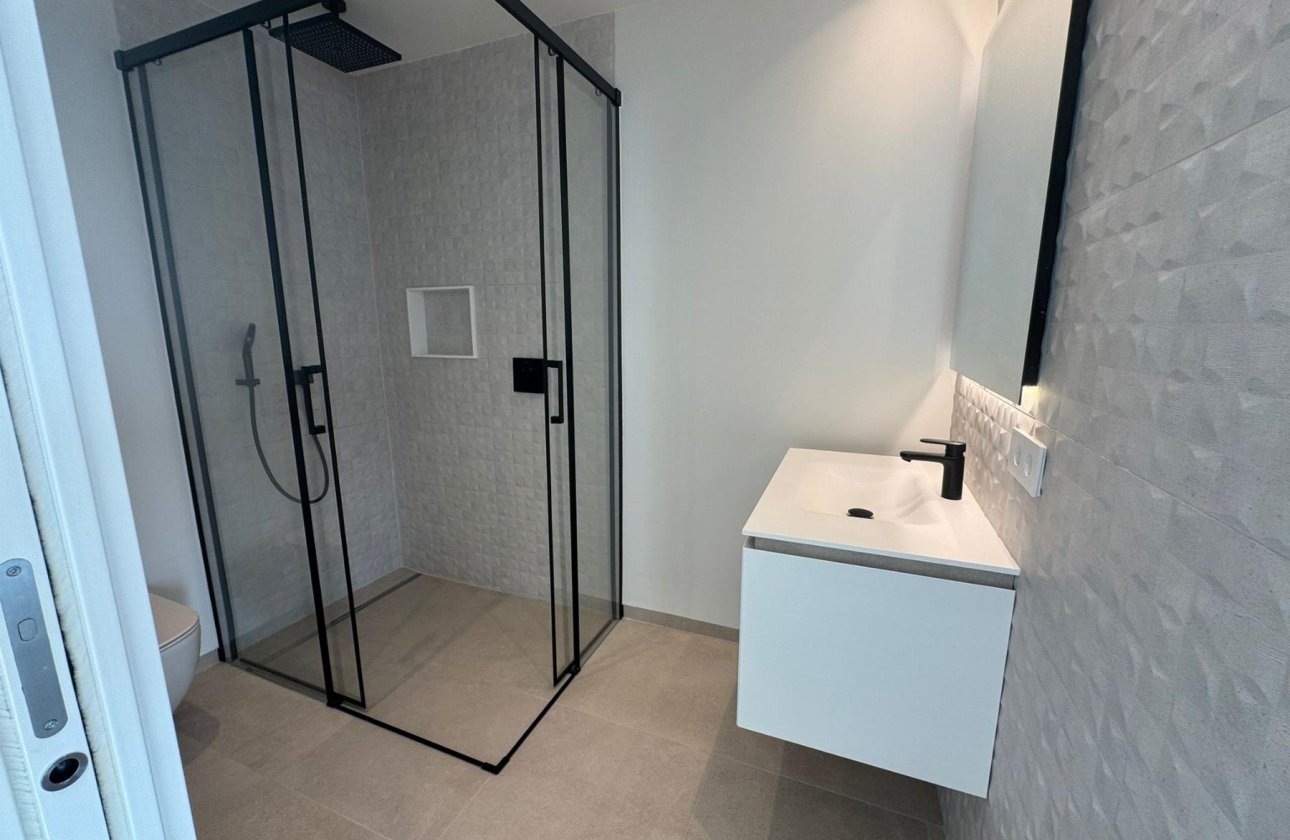 Reventa - Apartamento -
Orihuela Costa - Las Colinas Golf