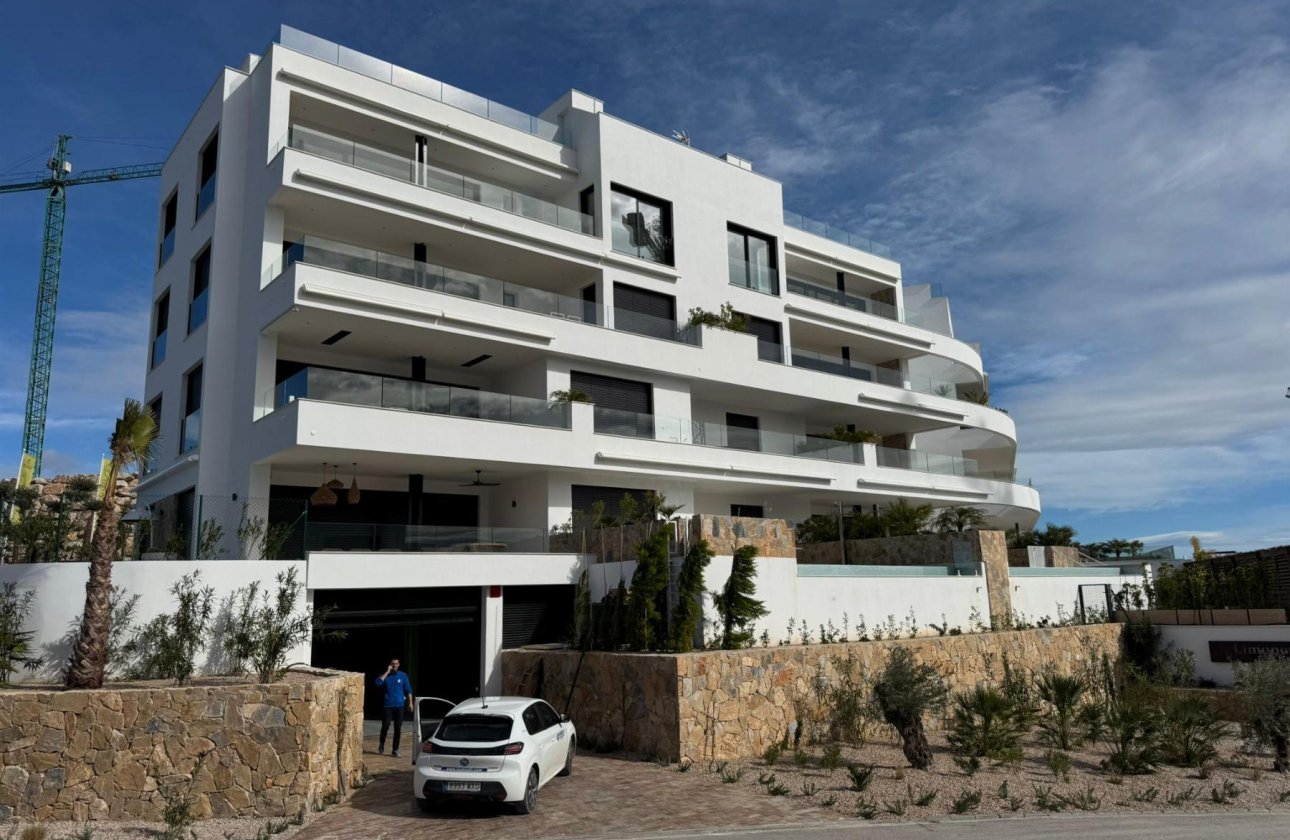 Reventa - Apartamento -
Orihuela Costa - Las Colinas Golf