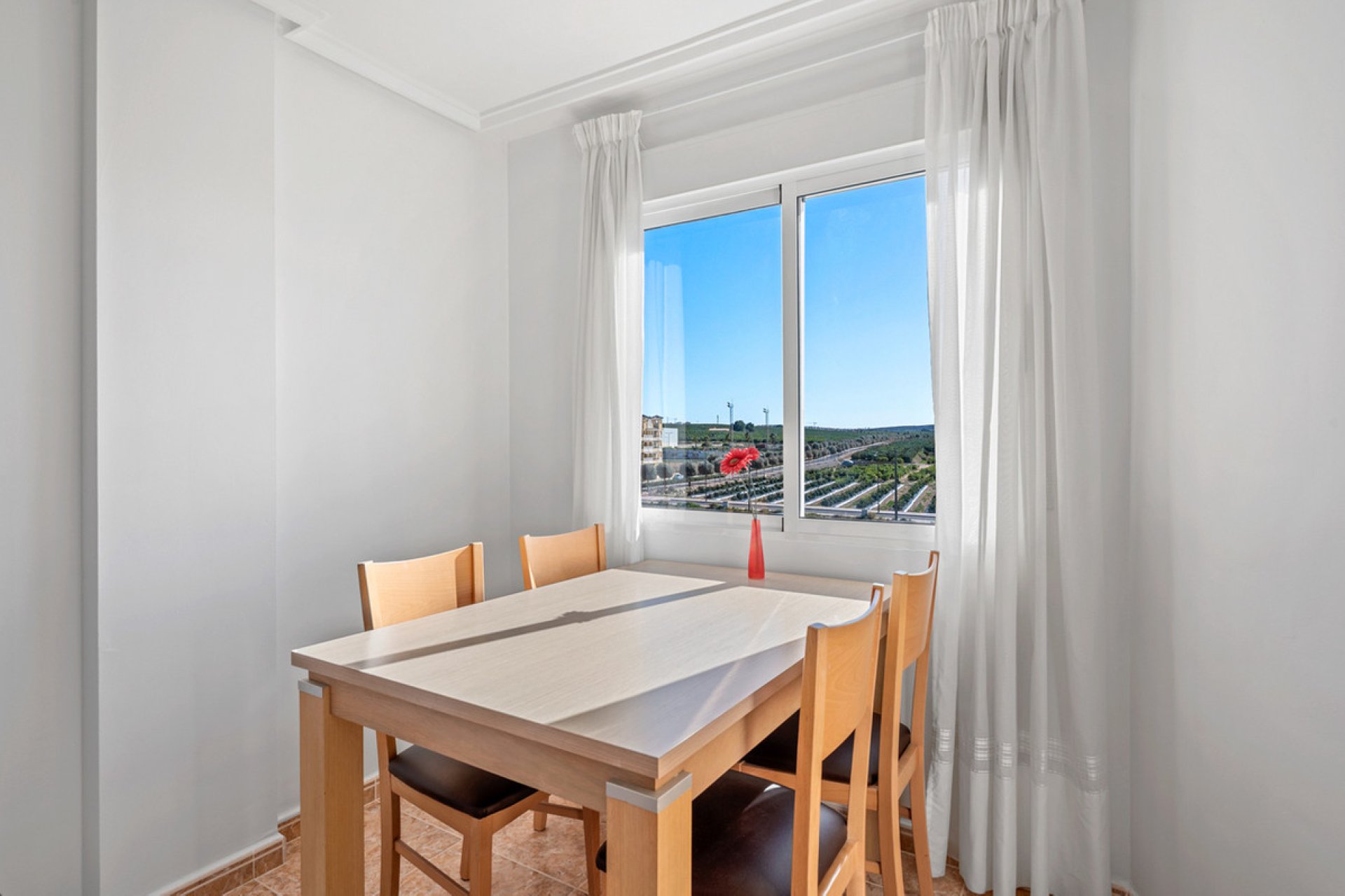 Reventa - Apartamento / piso -
Algorfa - Algorfa Centro