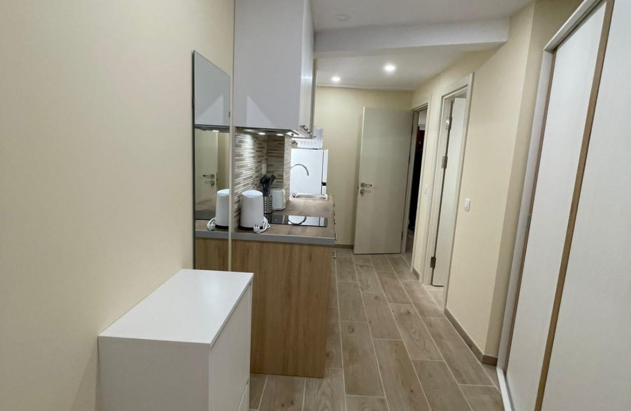 Reventa - Apartamento / piso -
Alicante - Alicante Centro