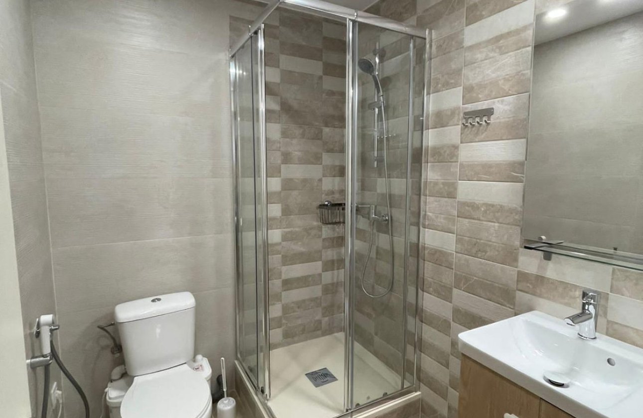 Reventa - Apartamento / piso -
Alicante - Alicante Centro