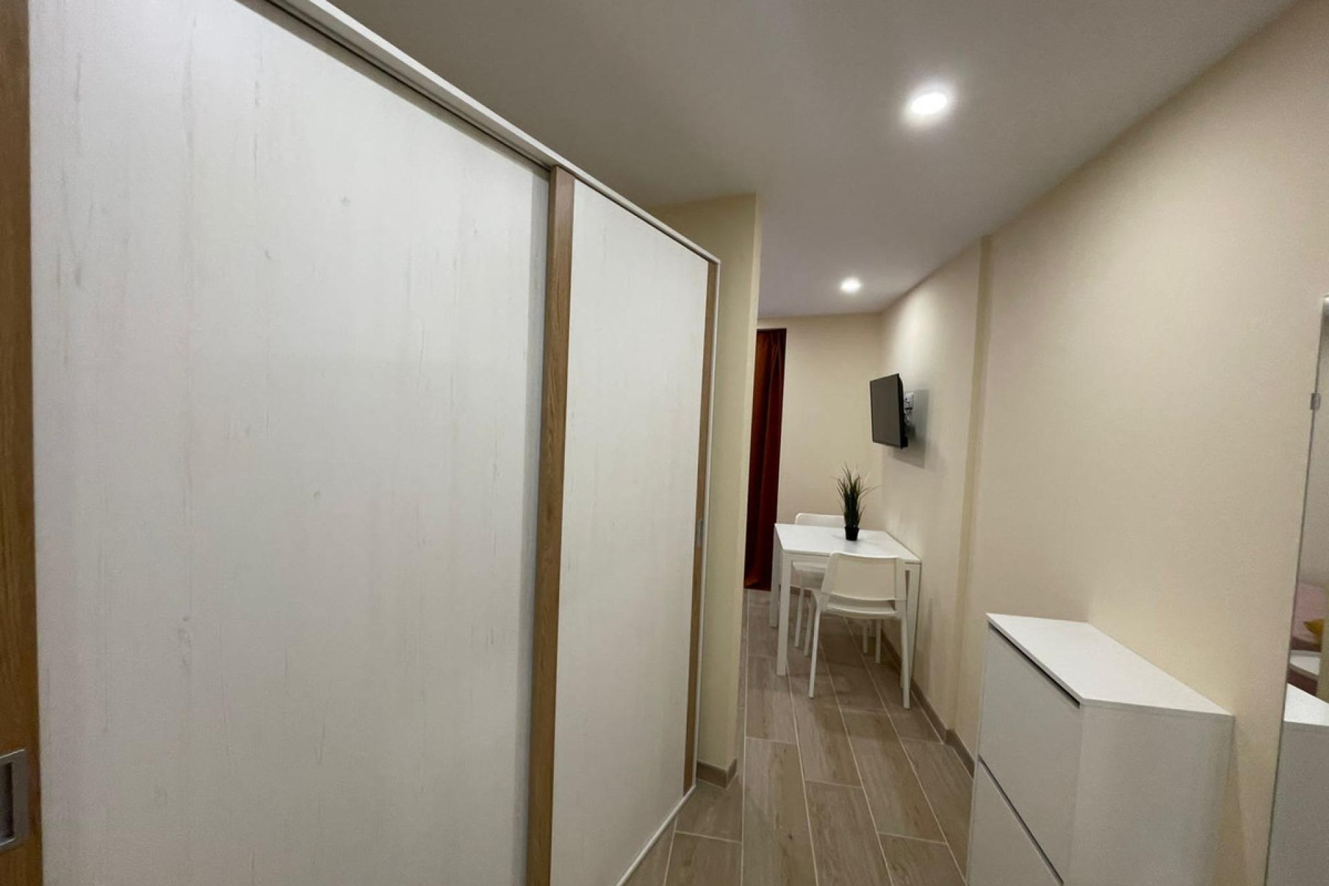 Reventa - Apartamento / piso -
Alicante - Alicante Centro