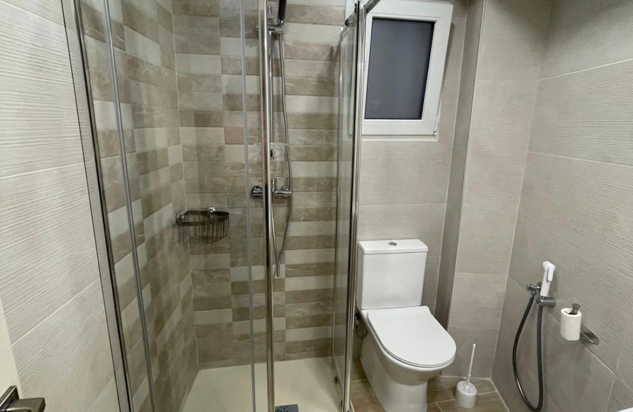 Reventa - Apartamento / piso -
Alicante - Alicante Centro