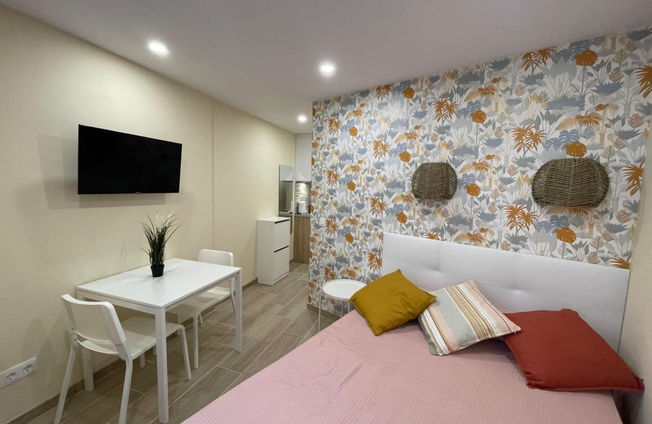 Reventa - Apartamento / piso -
Alicante - Alicante Centro