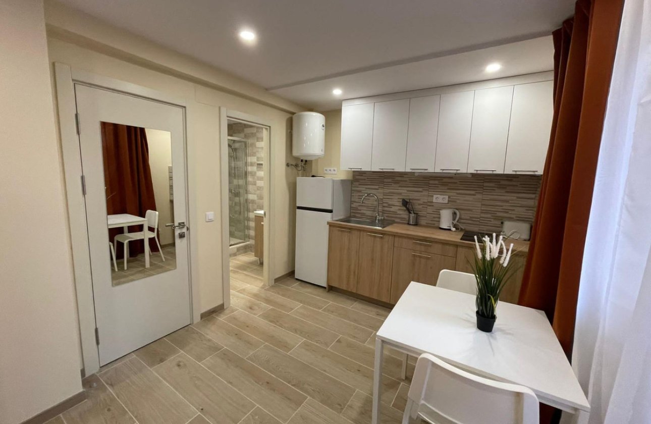 Reventa - Apartamento / piso -
Alicante - Alicante Centro