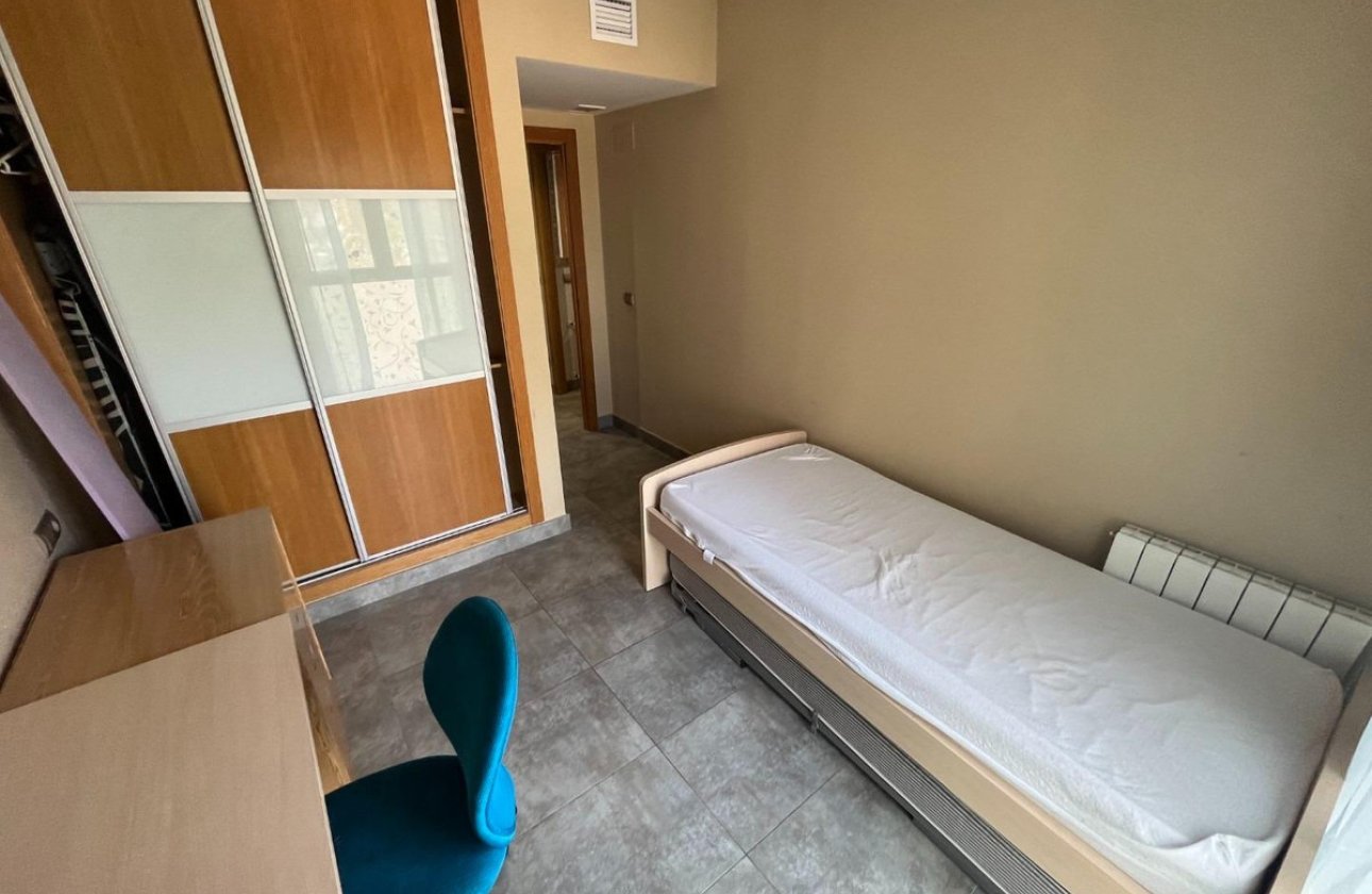 Reventa - Apartamento / piso -
Alicante - Alicante Centro