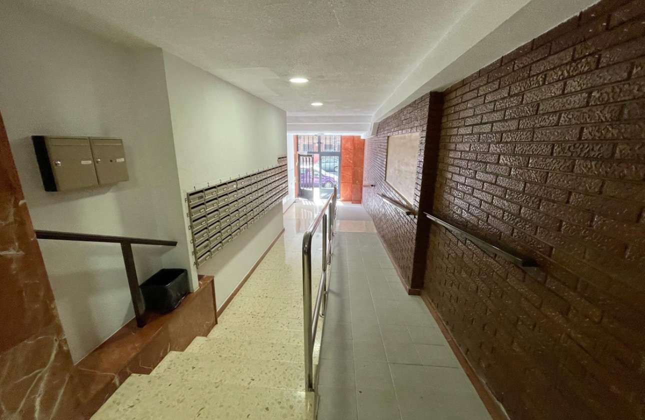 Reventa - Apartamento / piso -
Alicante - Alicante Centro