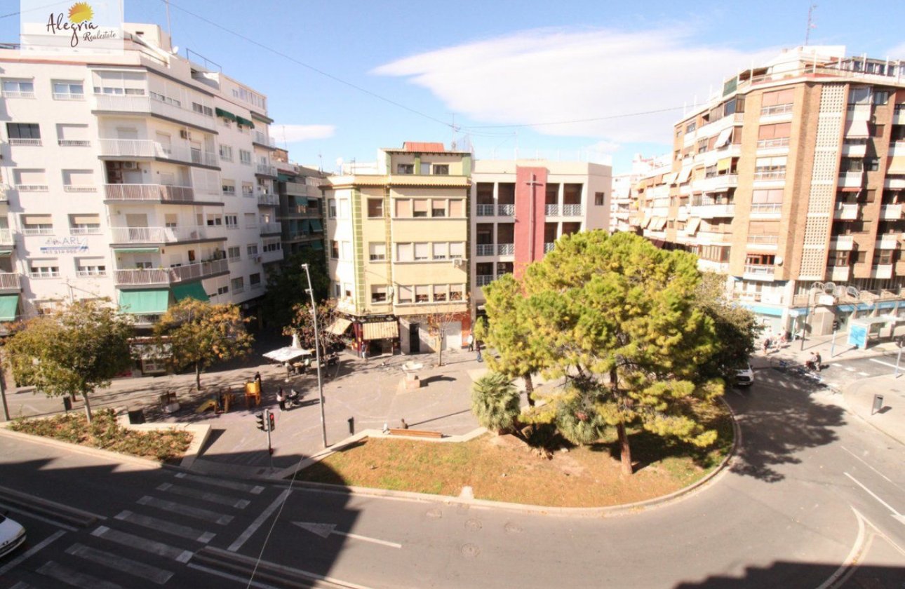Reventa - Apartamento / piso -
Alicante - Alicante Centro