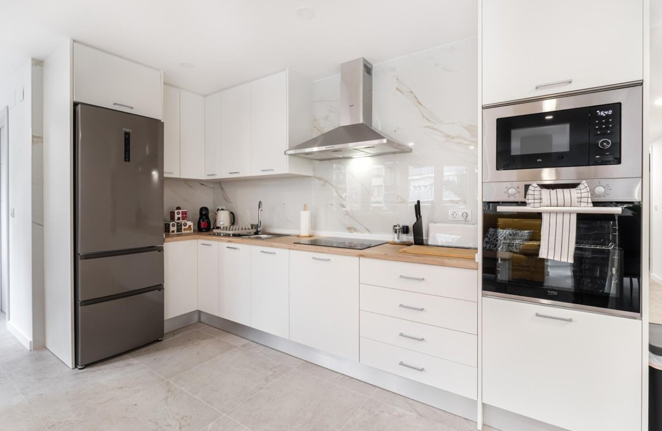 Reventa - Apartamento / piso -
Alicante - Alicante Centro