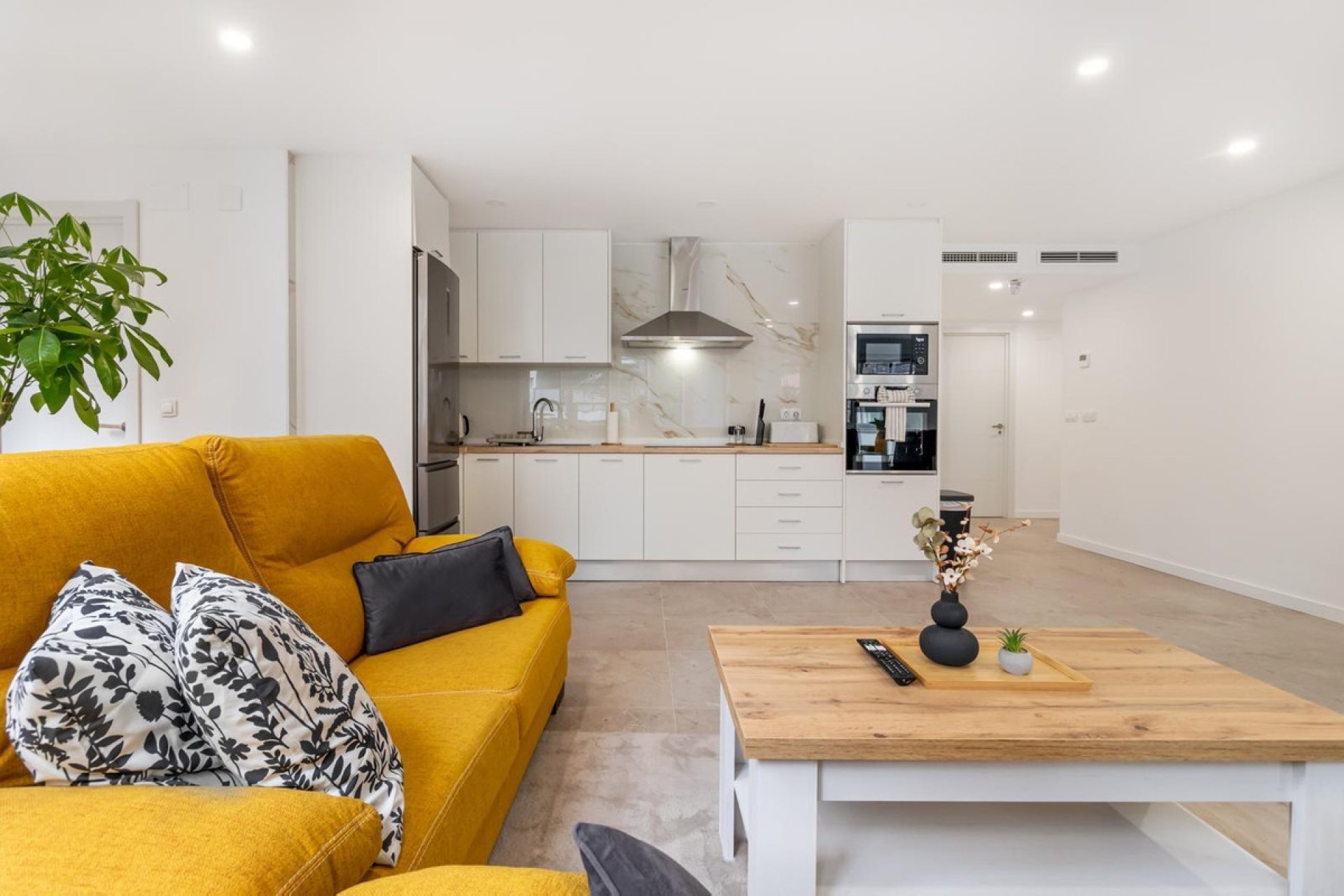 Reventa - Apartamento / piso -
Alicante - Alicante Centro