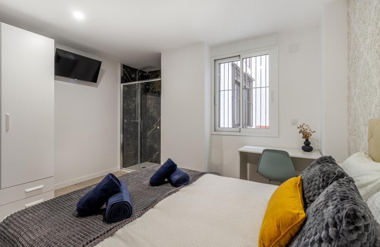 Reventa - Apartamento / piso -
Alicante - Alicante Centro