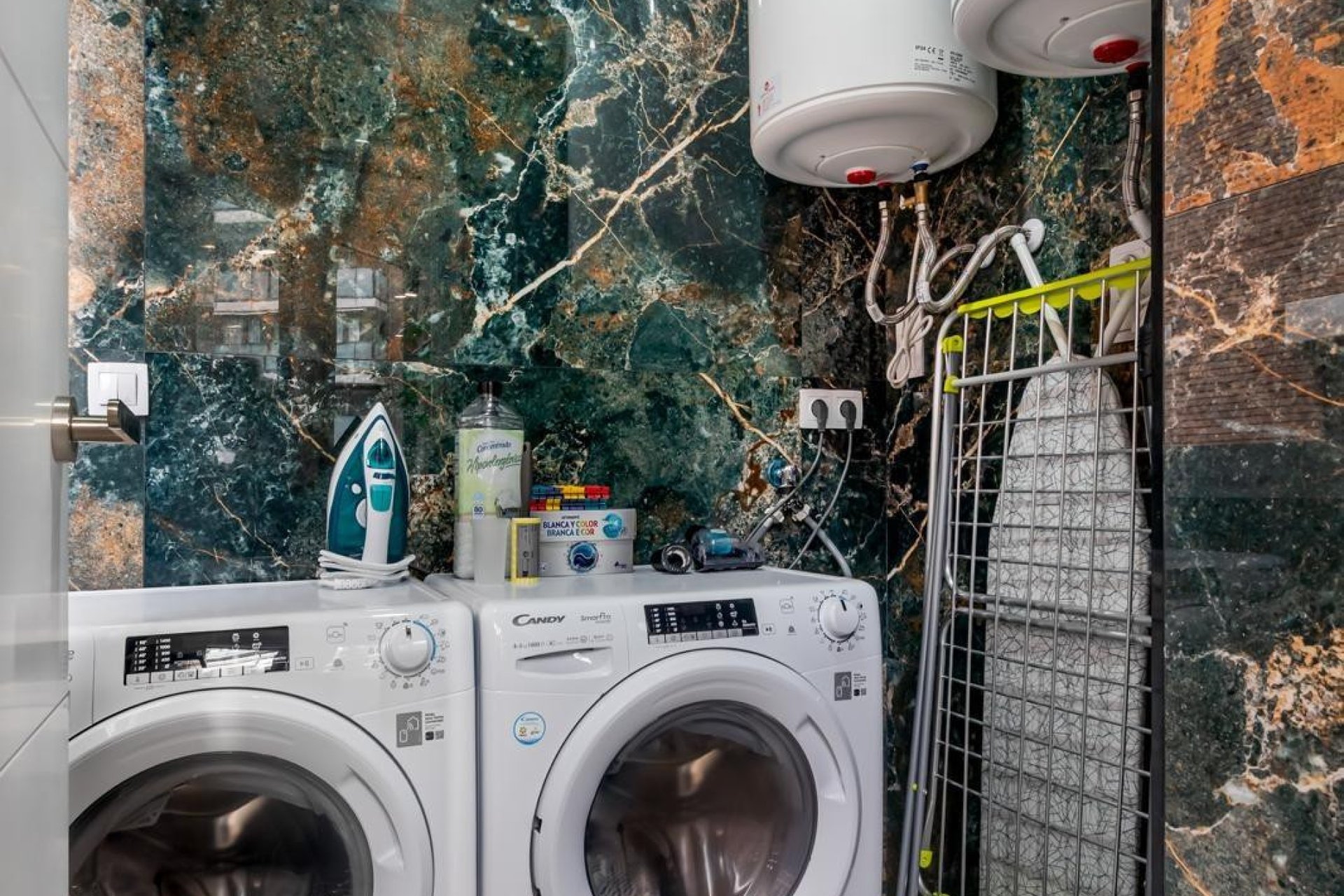 Reventa - Apartamento / piso -
Alicante - Alicante Centro