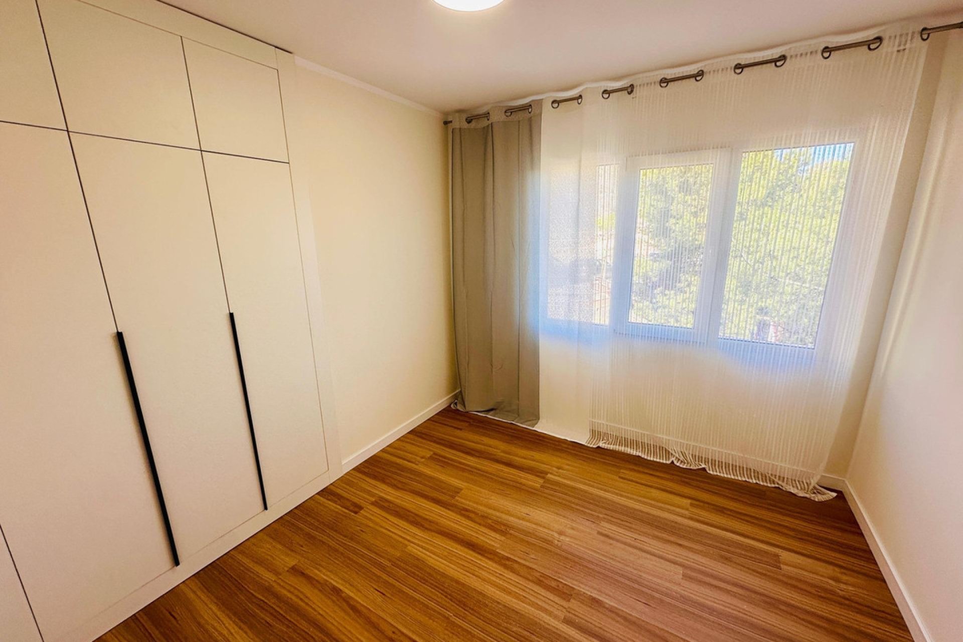 Reventa - Apartamento / piso -
Alicante - Alicante Centro