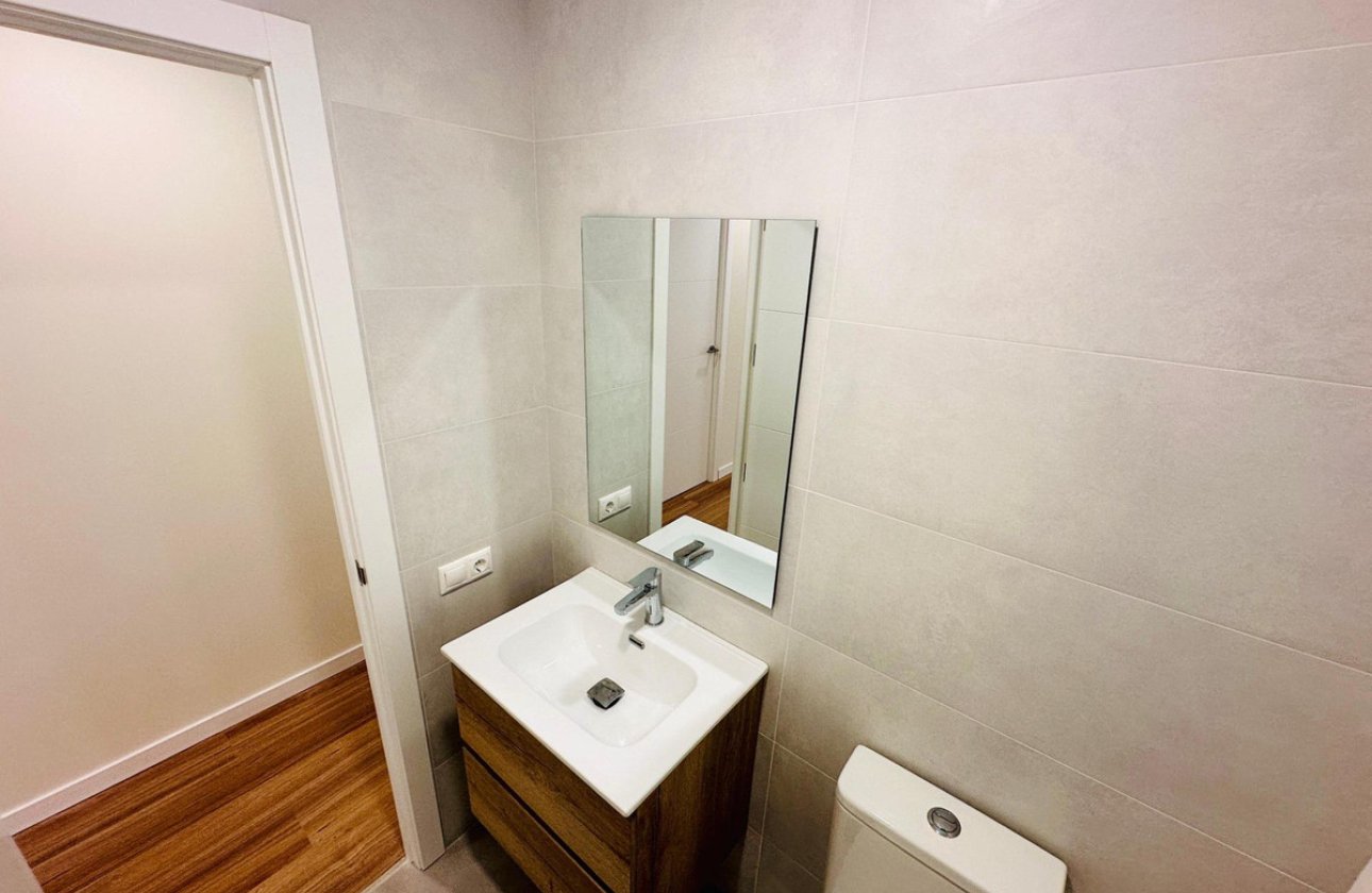 Reventa - Apartamento / piso -
Alicante - Alicante Centro