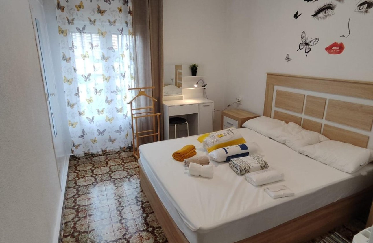 Reventa - Apartamento / piso -
Alicante - Alicante Centro