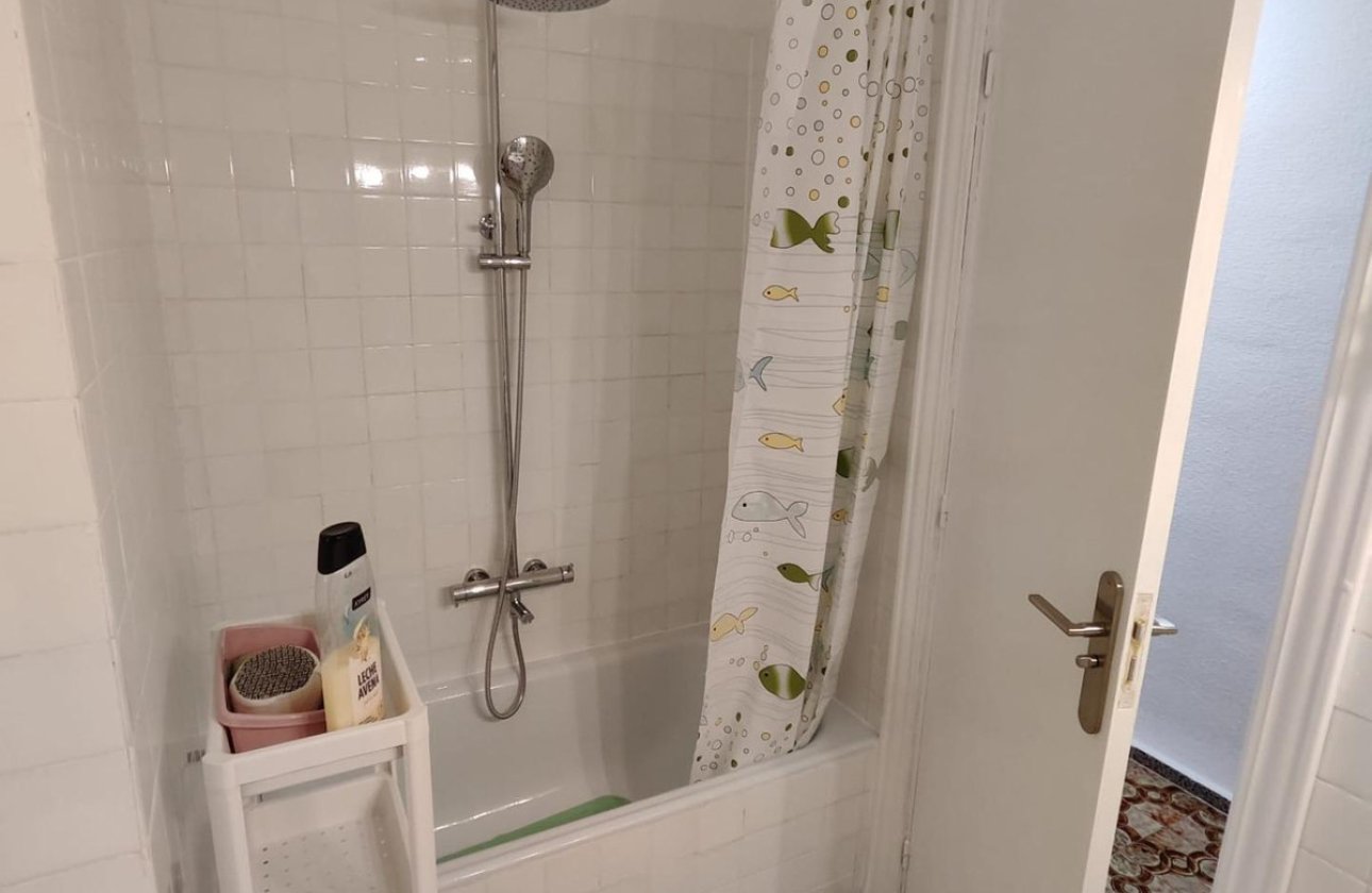 Reventa - Apartamento / piso -
Alicante - Alicante Centro