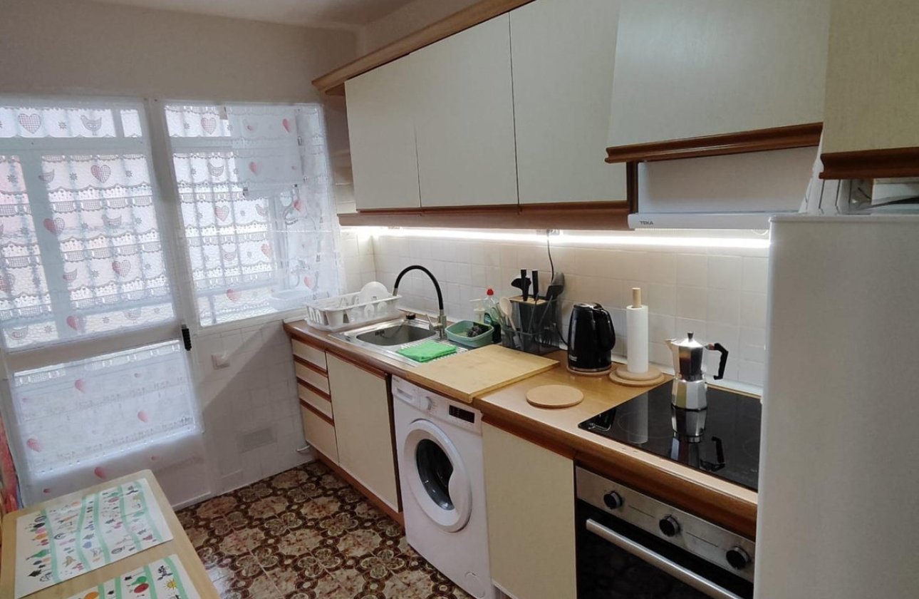 Reventa - Apartamento / piso -
Alicante - Alicante Centro