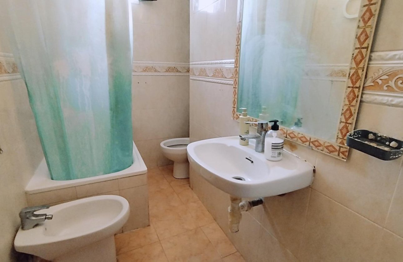 Reventa - Apartamento / piso -
Alicante - Alicante Centro