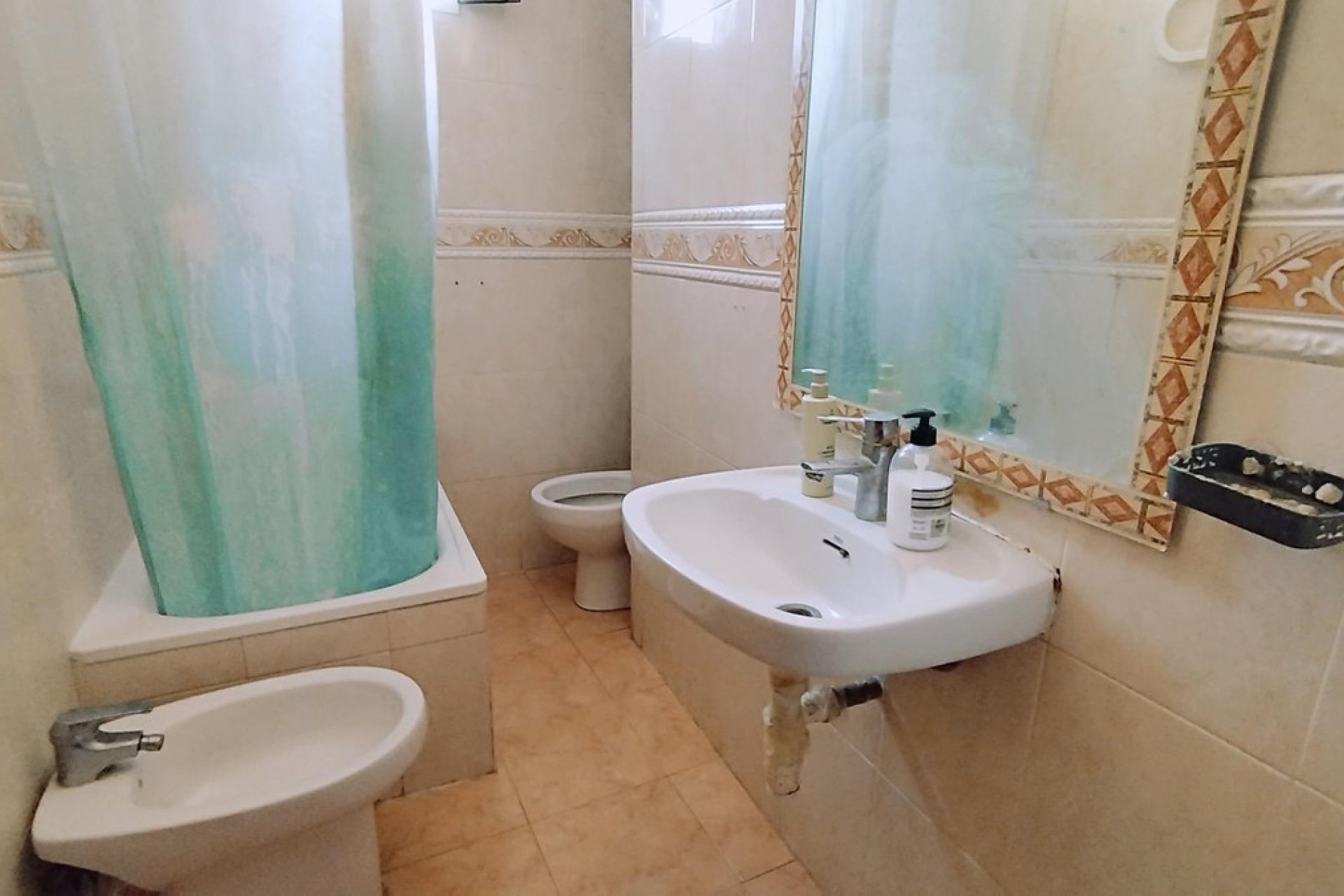 Reventa - Apartamento / piso -
Alicante - Alicante Centro