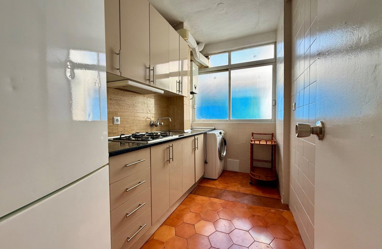 Reventa - Apartamento / piso -
Alicante - Alicante Centro