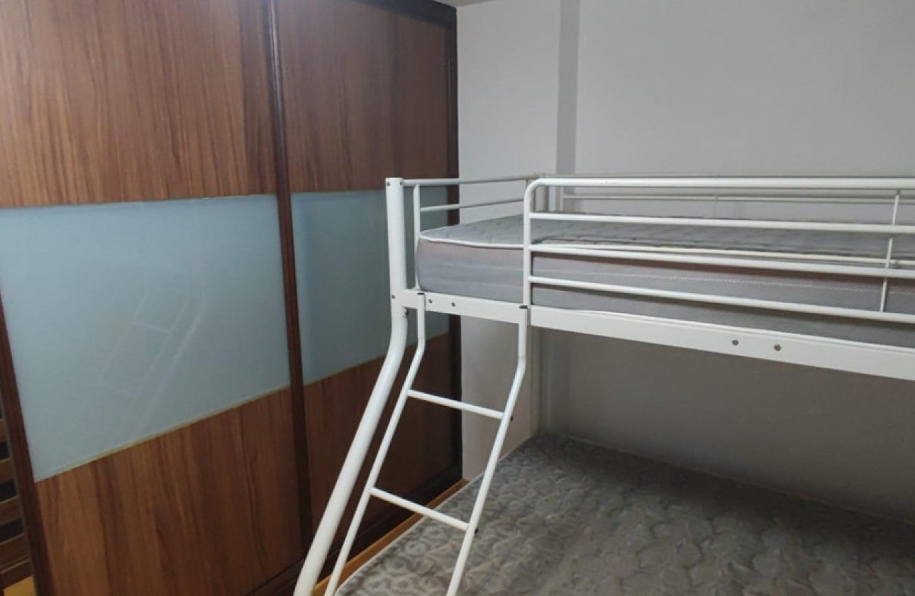 Reventa - Apartamento / piso -
Alicante - Alicante Centro
