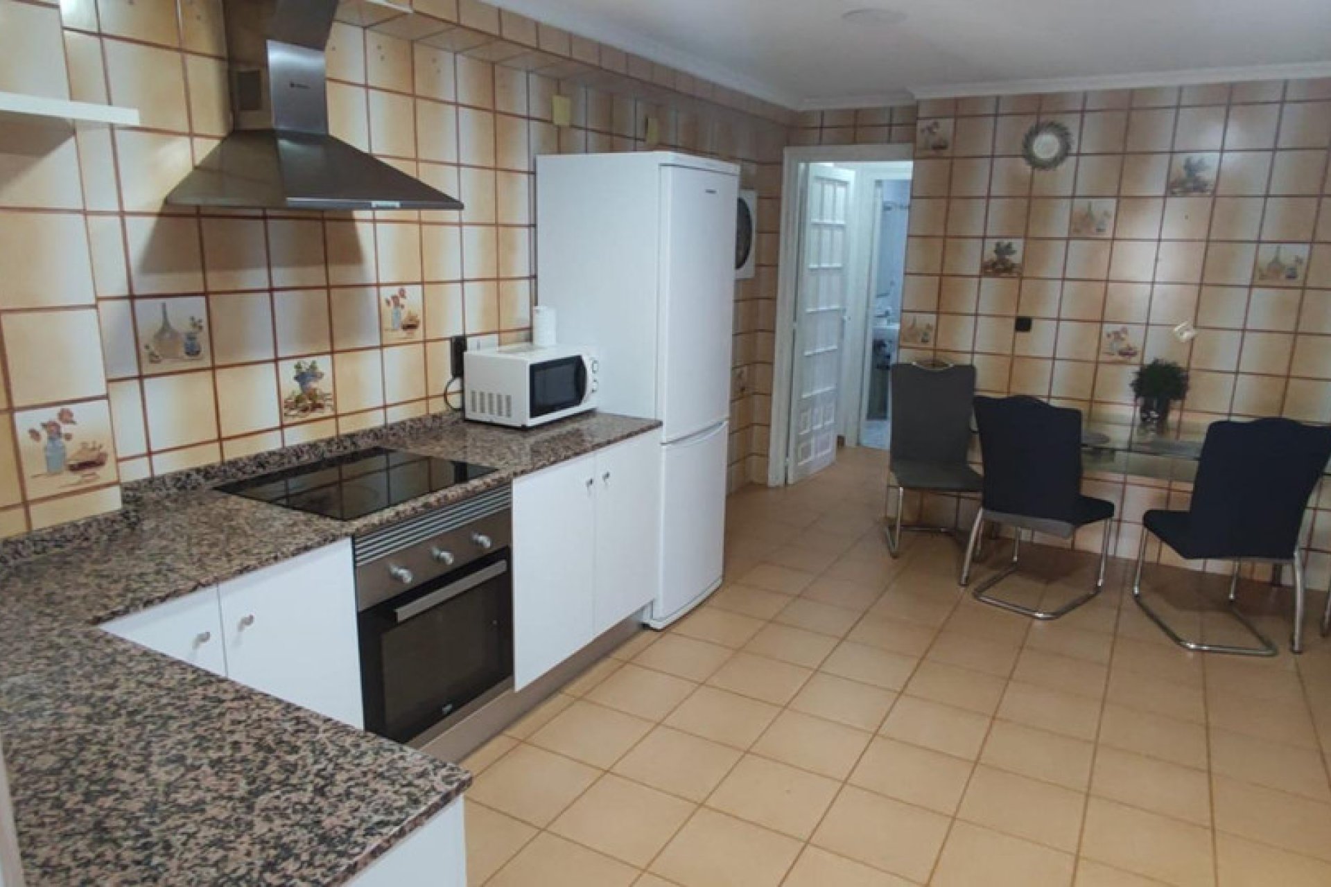 Reventa - Apartamento / piso -
Alicante - Alicante Centro