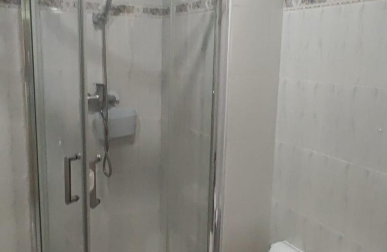 Reventa - Apartamento / piso -
Alicante - Alicante Centro