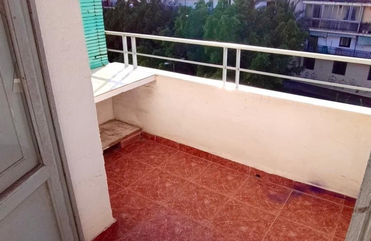 Reventa - Apartamento / piso -
Alicante - Alicante Centro