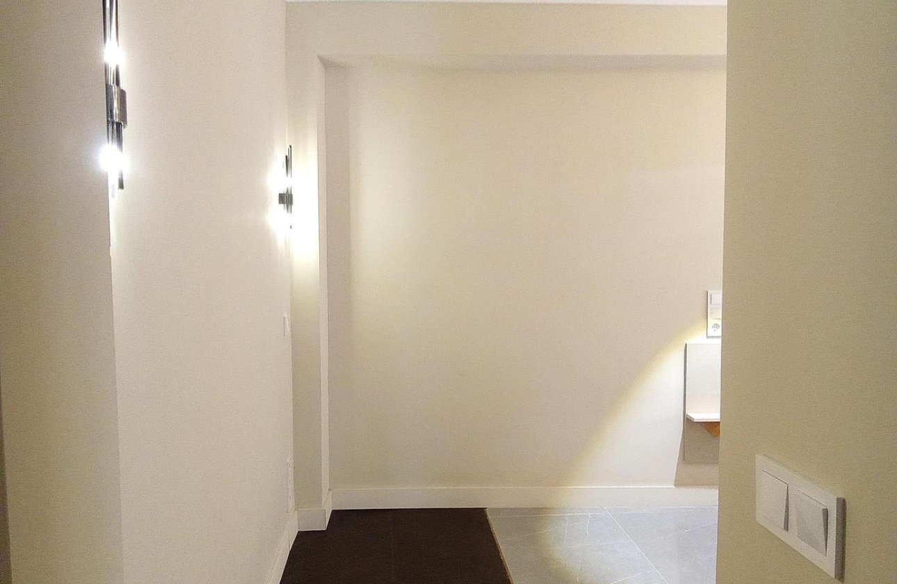 Reventa - Apartamento / piso -
Alicante - Alicante Centro