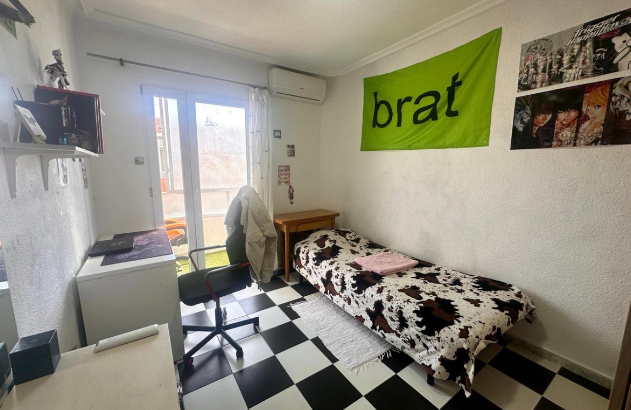 Reventa - Apartamento / piso -
Alicante - Alicante Centro