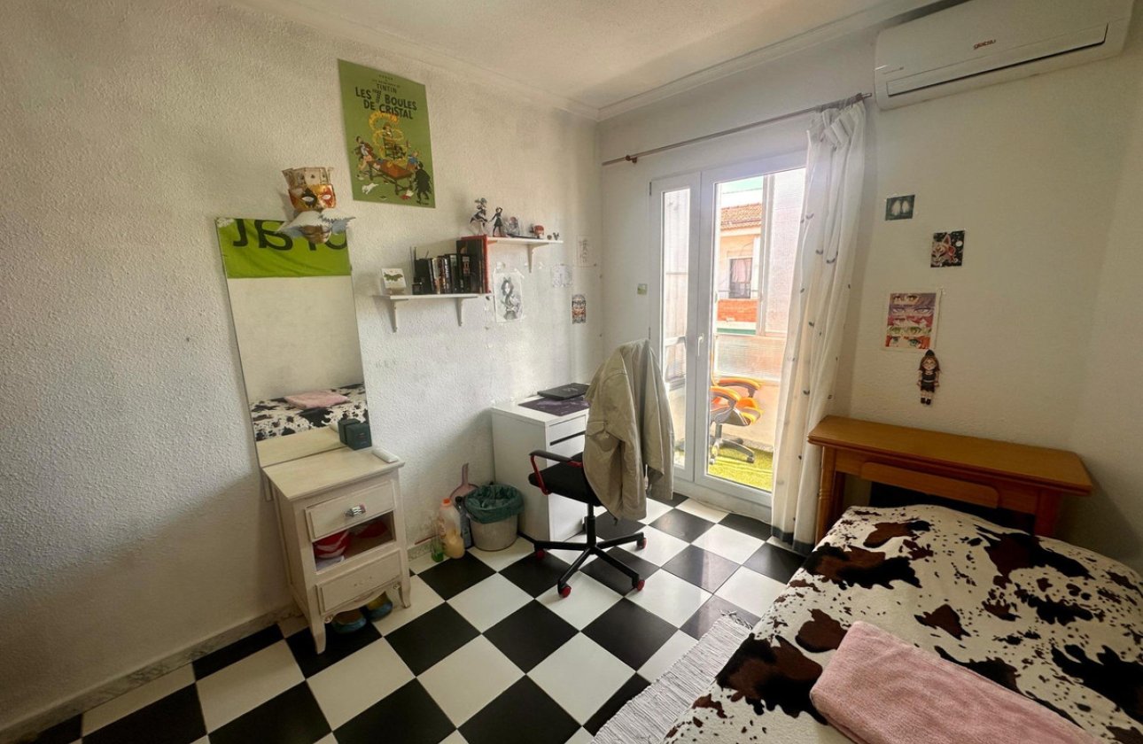 Reventa - Apartamento / piso -
Alicante - Alicante Centro