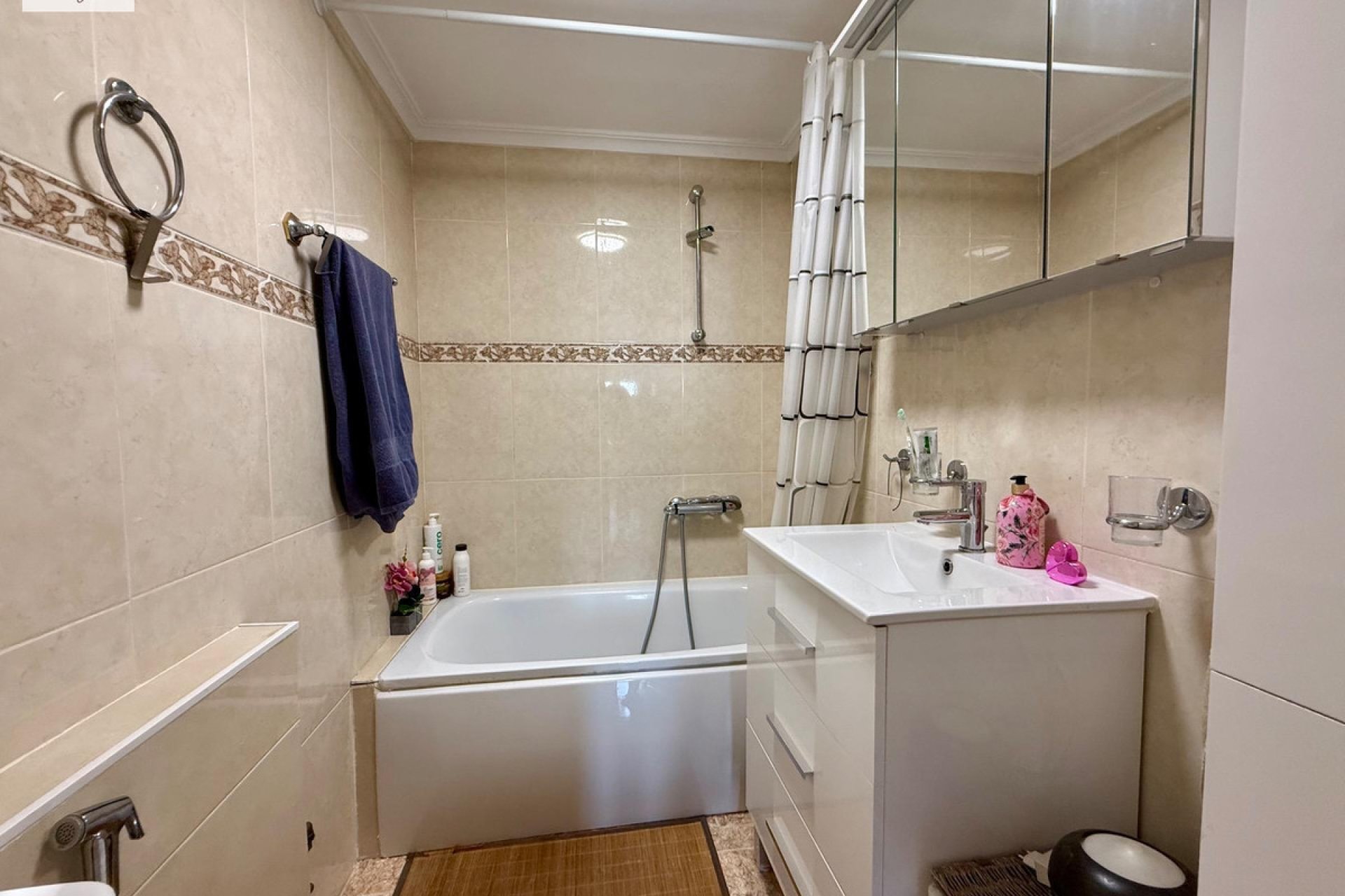 Reventa - Apartamento / piso -
Alicante - Alicante Centro