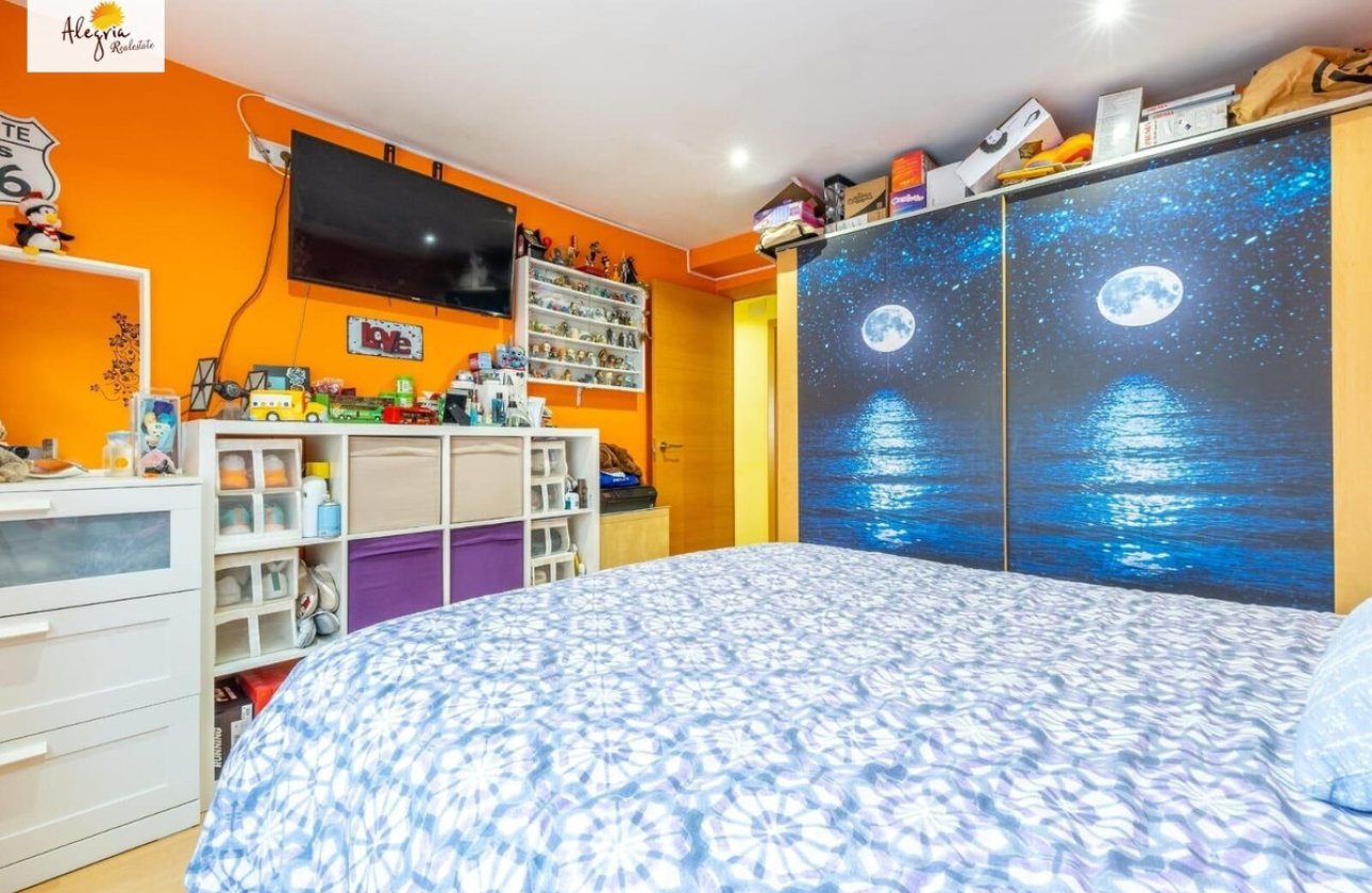 Reventa - Apartamento / piso -
Alicante - Alicante Centro