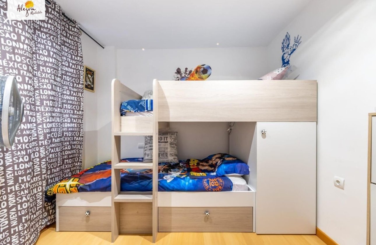 Reventa - Apartamento / piso -
Alicante - Alicante Centro