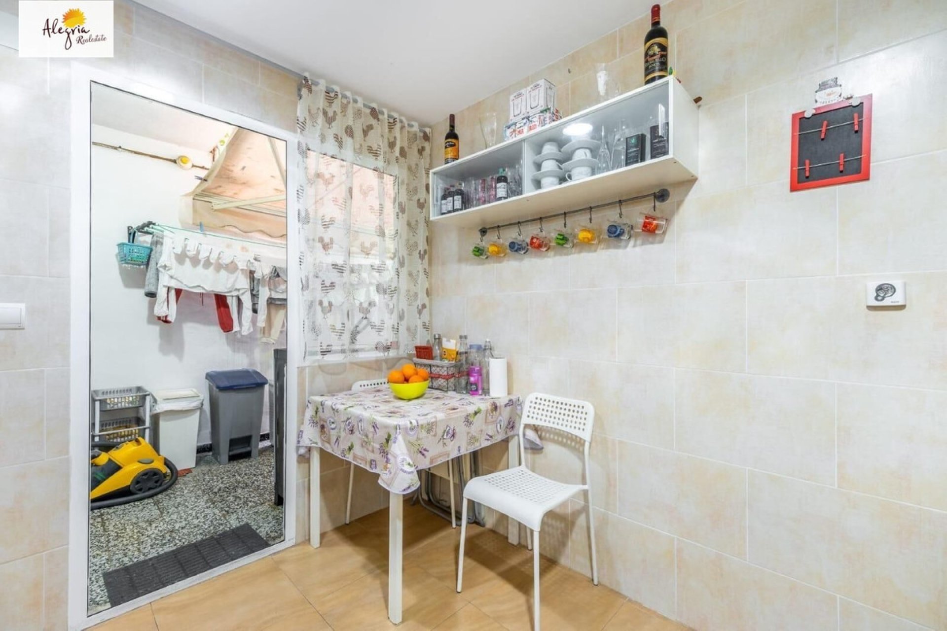 Reventa - Apartamento / piso -
Alicante - Alicante Centro
