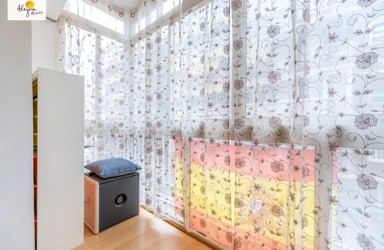 Reventa - Apartamento / piso -
Alicante - Alicante Centro