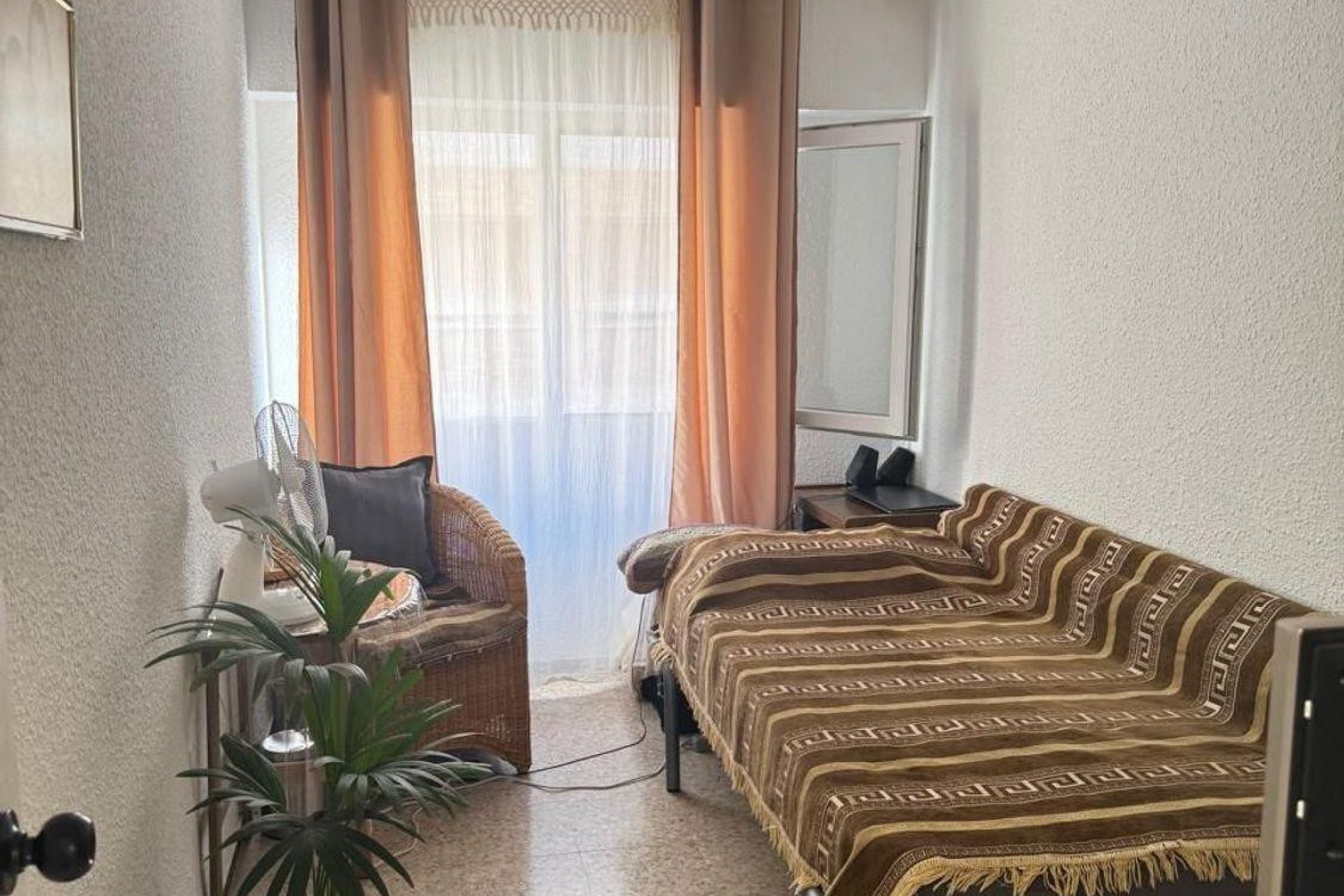 Reventa - Apartamento / piso -
Alicante - Alicante Centro