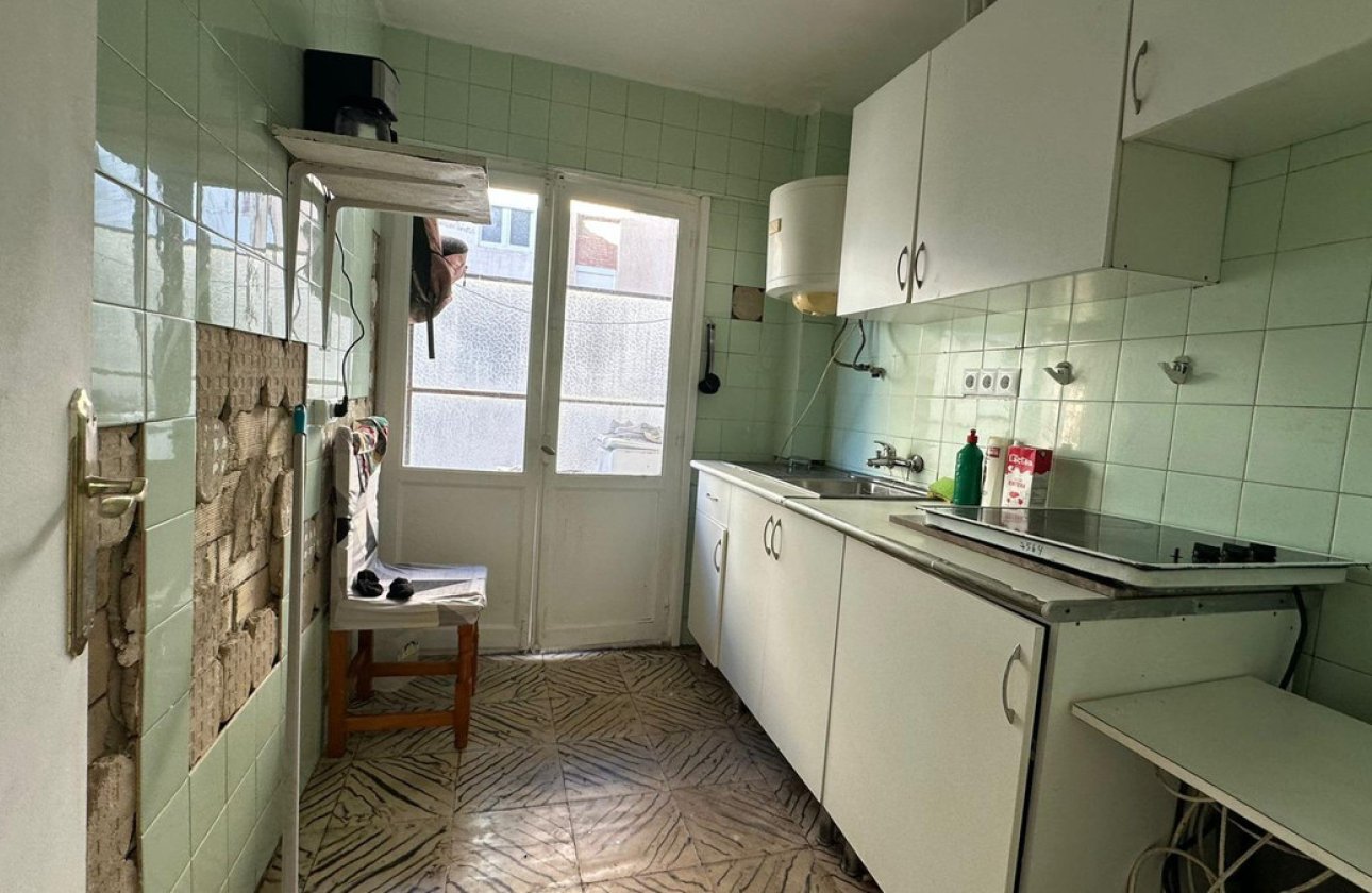 Reventa - Apartamento / piso -
Alicante - Alicante Centro