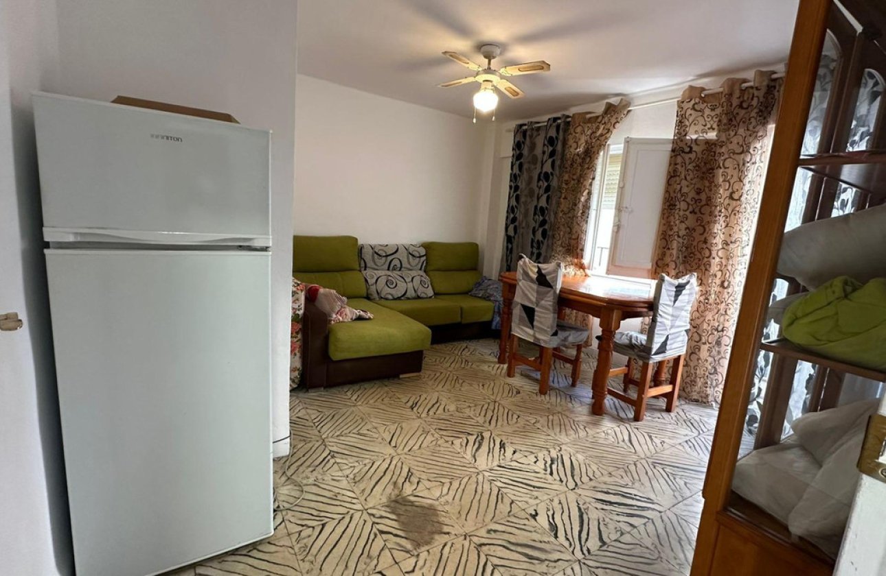 Reventa - Apartamento / piso -
Alicante - Alicante Centro